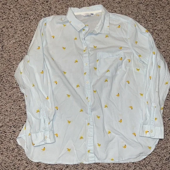 Old Navy Banana Shirt 🍌 - Picture 2 of 3